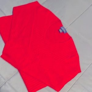 CASHMERE V-NECK SWEATER!